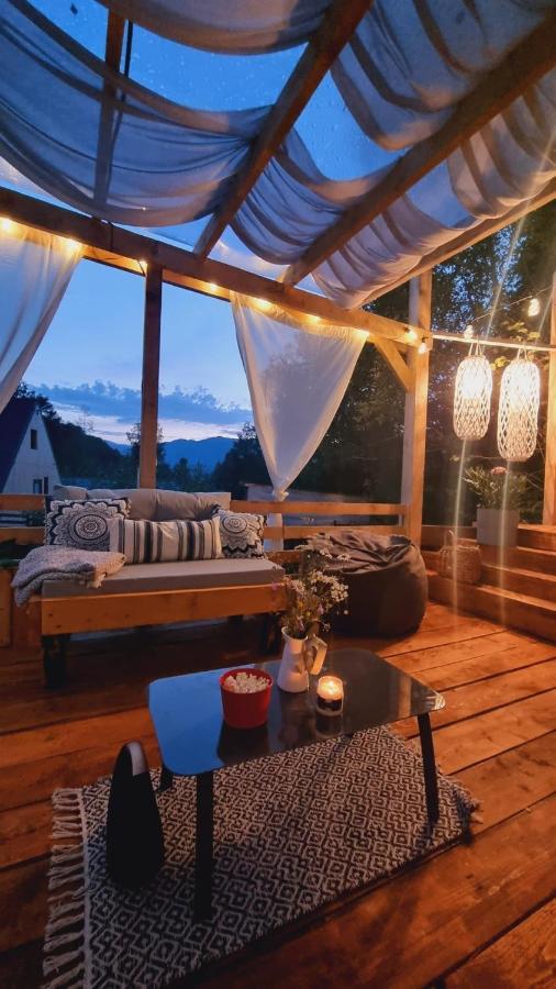 Harmony Villa Straja Lupeni  Exteriör bild