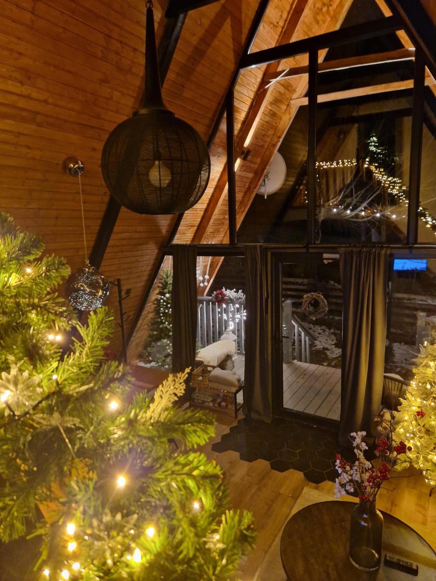 Harmony Villa Straja Lupeni  Exteriör bild